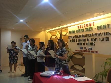 Dr. Maria Teresa L. Ungson, Regional Nutrition Program Coordinator of NNC XI led in the Induction of the new set of NAOPA XI Officers.